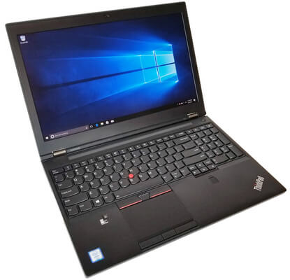 На ноутбуке Lenovo ThinkPad P51 мигает экран